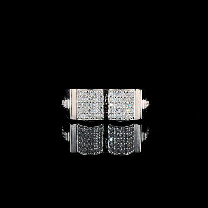 Elegant V-Shaped Circular Design Silver Ring