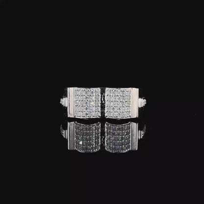 Elegant V-Shaped Circular Design Silver Ring